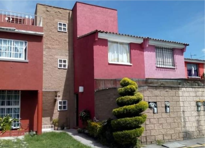 Casa ampliada en renta en Palmas 1 en Ixtapaluca